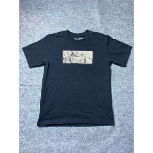 Attack on Titan Shirt Mens Small Black Uniqlo UT Archive Manga Sasageyo